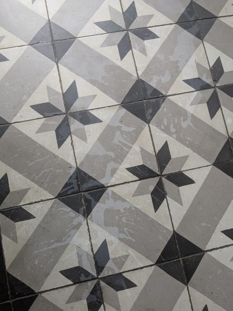 carreaux de ciment vinaigre